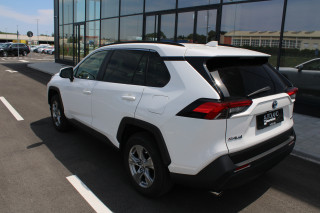 Toyota RAV 4 2.5 Hybrid 