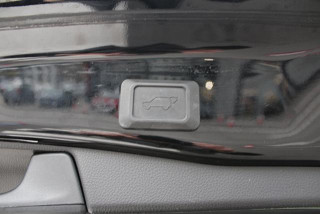 Toyota RAV 4 2.5 HYBRID AUT 