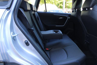 Toyota RAV 4 2.5 HYBRID E-CVT 