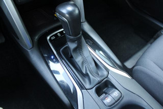 Toyota Corolla Cross 2.0 HEV E-CVT 