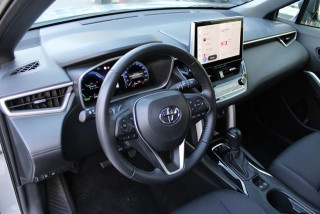 Toyota Corolla Cross 2.0 HEV E-CVT 