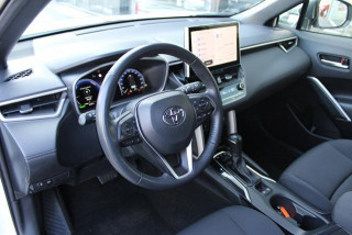 Toyota Corolla Cross 2.0 HEV E-CVT 