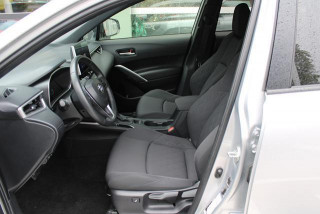 Toyota Corolla Cross 2.0 HEV E-CVT 