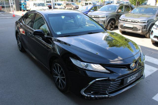 Toyota Camry 2.5 HYBRID CVT 