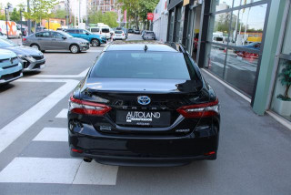Toyota Camry 2.5 HYBRID CVT 