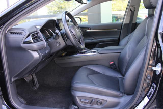 Toyota Camry 2.5 HYBRID CVT 