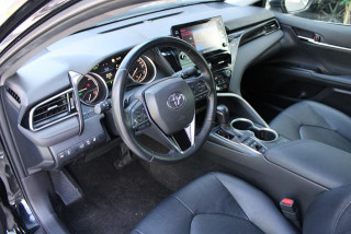 Toyota Camry 2.5 HYBRID CVT 