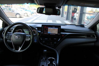 Toyota Camry 2.5 HYBRID CVT 