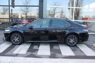 Toyota Camry 2.5 HYBRID CVT 