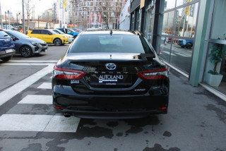 Toyota Camry 2.5 HYBRID CVT 