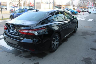 Toyota Camry 2.5 HYBRID CVT 