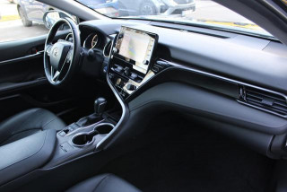 Toyota Camry 2.5 HYBRID CVT 