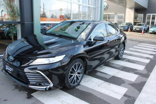 Toyota Camry 2.5 HYBRID CVT 