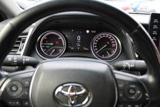 Toyota Camry 2.5 HYBRID AUT 