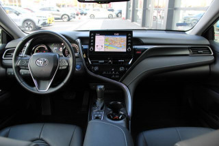 Toyota Camry 2.5 HYBRID AUT 