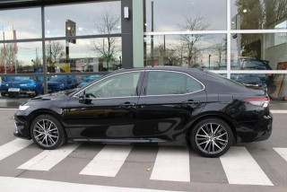 TOYOTA CAMRY 2.5 HYBRID AUT 