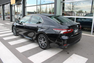 TOYOTA CAMRY 2.5 HYBRID AUT 