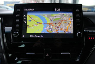 TOYOTA CAMRY 2.5 HYBRID AUT 