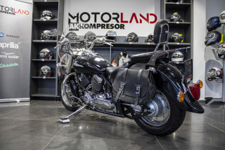 Yamaha DRAGSTAR XVS650A 