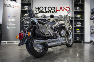 Yamaha DRAGSTAR XVS650A 