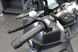 QJMOTOR ATR 300 