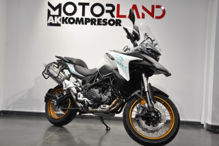 QJMOTOR SRT 550 