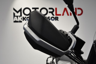 QJMOTOR SRT 600 SX A2 