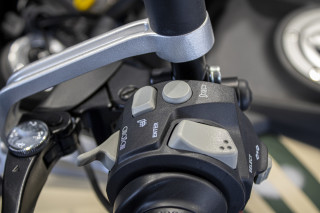 QJMOTOR SRT 600 SX A2 