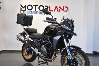 QJMOTOR SRT 700SX 