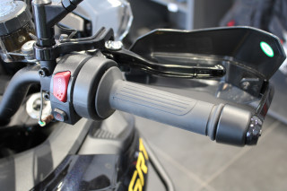 QJMOTOR SRT 900 SX 