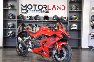 QJMOTOR SRK 800 RR 