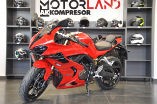 QJMOTOR SRK 800 RR 