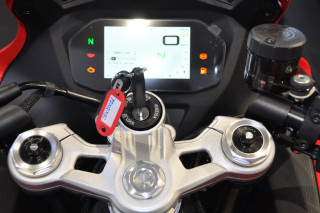 QJMOTOR SRK 800 RR 