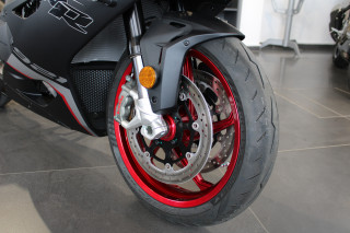 QJMOTOR  SRK 921 RR 