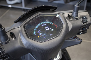 QJMOTOR LTS 125 S 