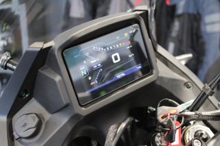 QJMOTOR SRT 300 DX 