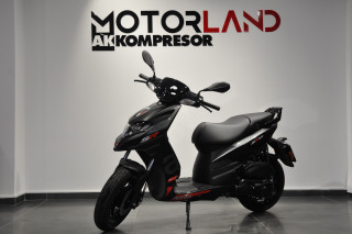 Aprilia SR 125 
