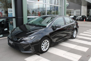 Toyota Corolla 1.5 LUNA AUT 