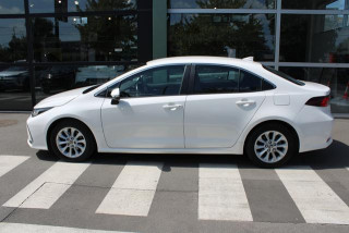 Toyota Corolla 1.5 LUNA 
