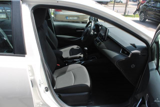 Toyota Corolla 1.5 LUNA 
