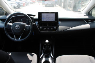 Toyota Corolla 1.5 LUNA 