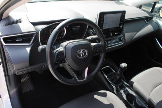 Toyota Corolla 1.5 LUNA 