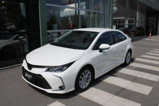 Toyota Corolla 1.5 LUNA 