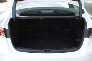 Toyota Corolla 1.5 Luna 