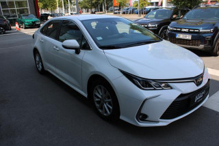 Toyota Corolla 1.5 Luna 