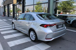 Toyota Corolla 1.5 Luna 