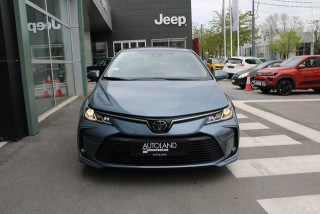 Toyota Corolla 1.5 LUNA AUT 