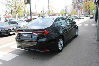 Toyota Corolla 1.5 LUNA AUT 