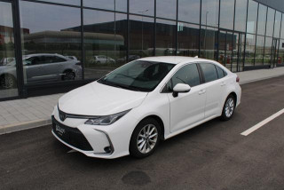 Toyota Corolla 1.5 Luna 