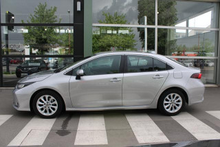 Toyota Corolla 1.5 Luna 
